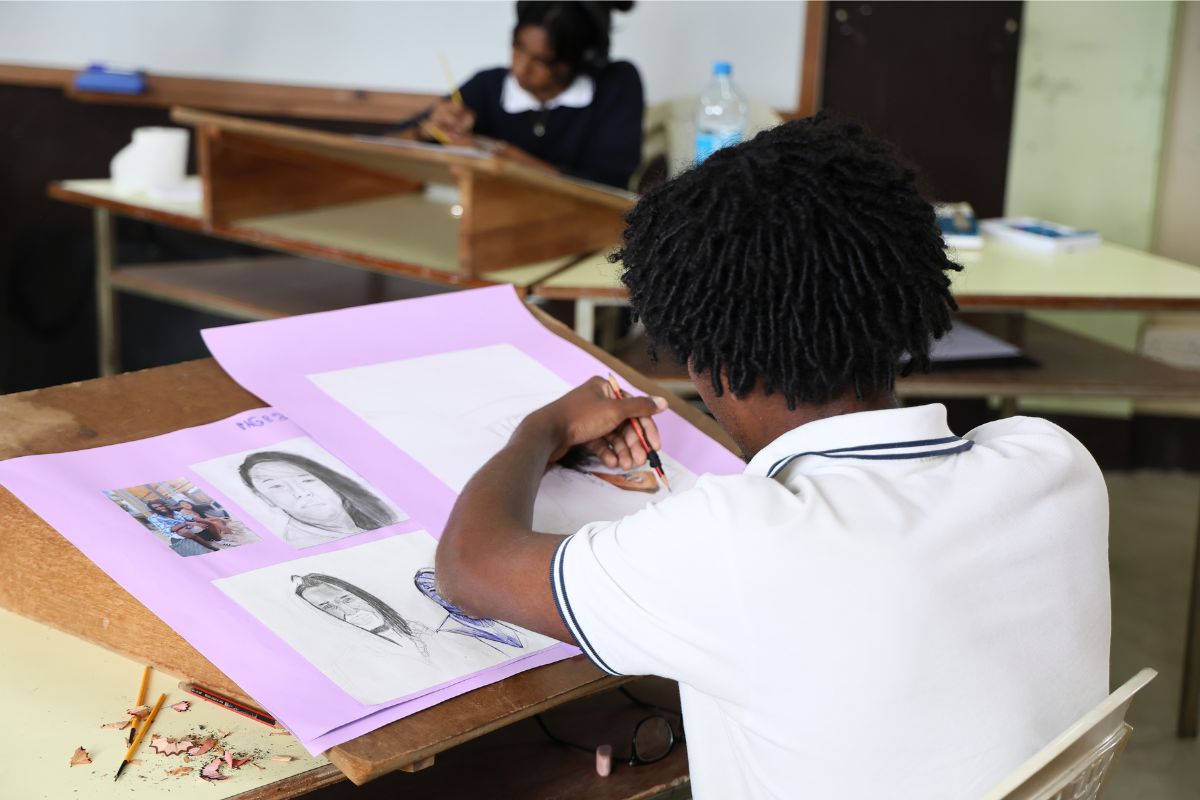 Art & Design Student College Ste Marie